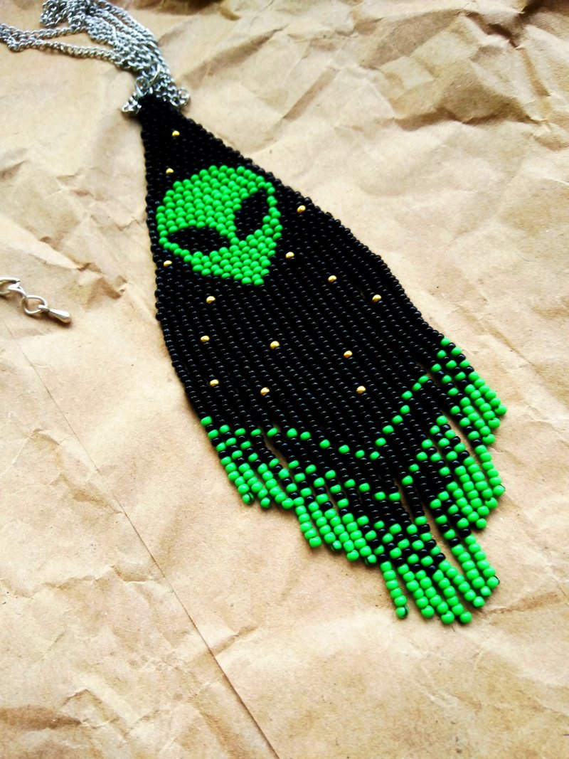 Green UFO black large pendant necklace long chain handmade jewelry gift for her - สร้อยคอ - แก้ว สีเขียว