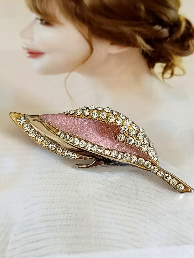 vintage jewelry 典雅粉彩閃金萊茵鑽 胸針 別針 - 胸針 - 其他金屬 