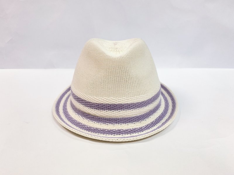HEYHAT 優雅花紋編織-紳士帽-薰衣紫 - 帽子 - 聚酯纖維 紫色