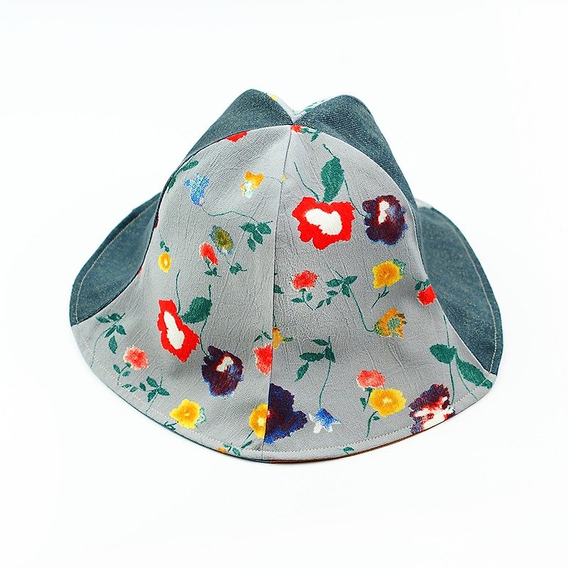 Calf Village Calf Village Handmade Double-sided Hat Customized Sunshade Hooded Trolley Valentine's Day Gift Touching [Scarlet Glory} Gray [H-341] Rare Cub - หมวก - ผ้าฝ้าย/ผ้าลินิน สีเทา