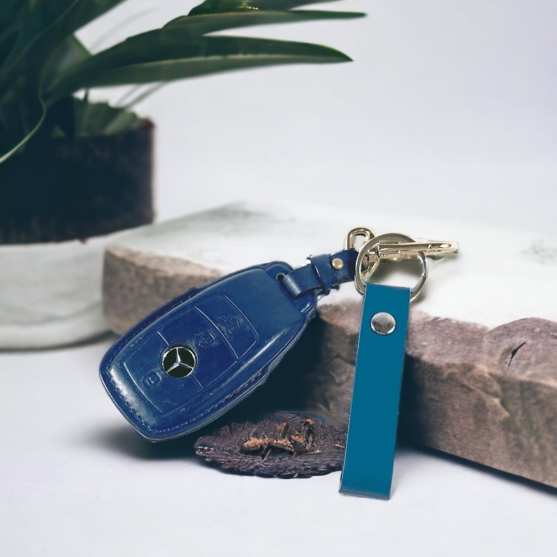 [Buy one, get one free] Top-quality British first-layer cowhide-handmade leather keychain, general style│Free engraving - Keychains - Genuine Leather Transparent