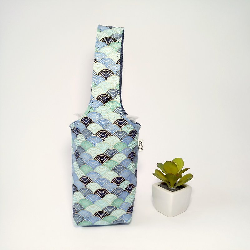 [beautiful cloud-blue] double-sided beverage cup set ice tyrant cup set green cup set water bottle bag - Beverage Holders & Bags - Cotton & Hemp Blue