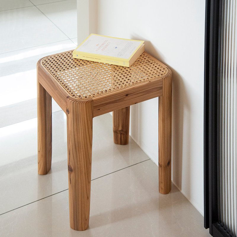 Tomood/Between Earth and Wood-Corner Series_H45 solid wood rattan chair and stool_Cryptomeria - เก้าอี้โซฟา - ไม้ สีกากี