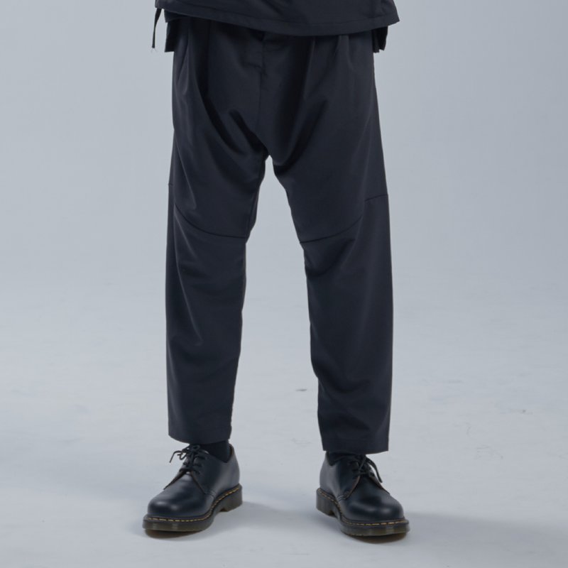 DYCTEAM-SISYPHUS / Waterproof draping pants - กางเกงขายาว - เส้นใยสังเคราะห์ สีดำ