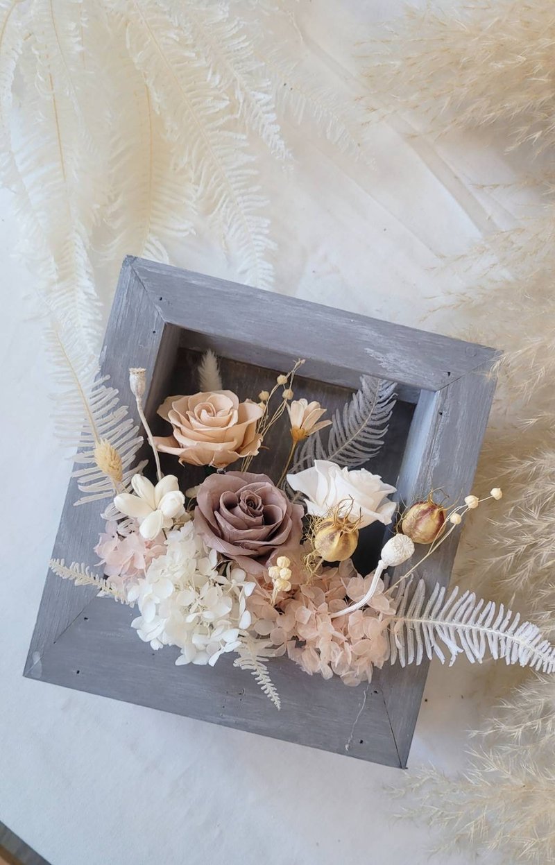 Hai Zang Design│Eternal Flower Photo Frame. Three-dimensional flower frame opening celebration flower gift - Dried Flowers & Bouquets - Plants & Flowers Khaki