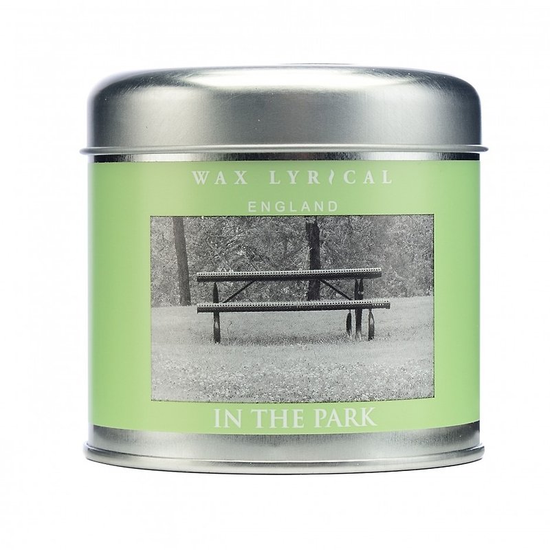 【Wax Lyrical】英倫蠟燭Timeless系列-公園裡 - 香氛蠟燭/燭台 - 蠟 綠色