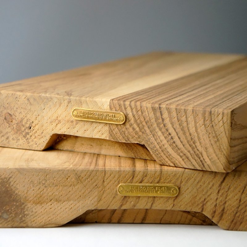THICK CUTTING BOARD - Serving Trays & Cutting Boards - Wood Brown