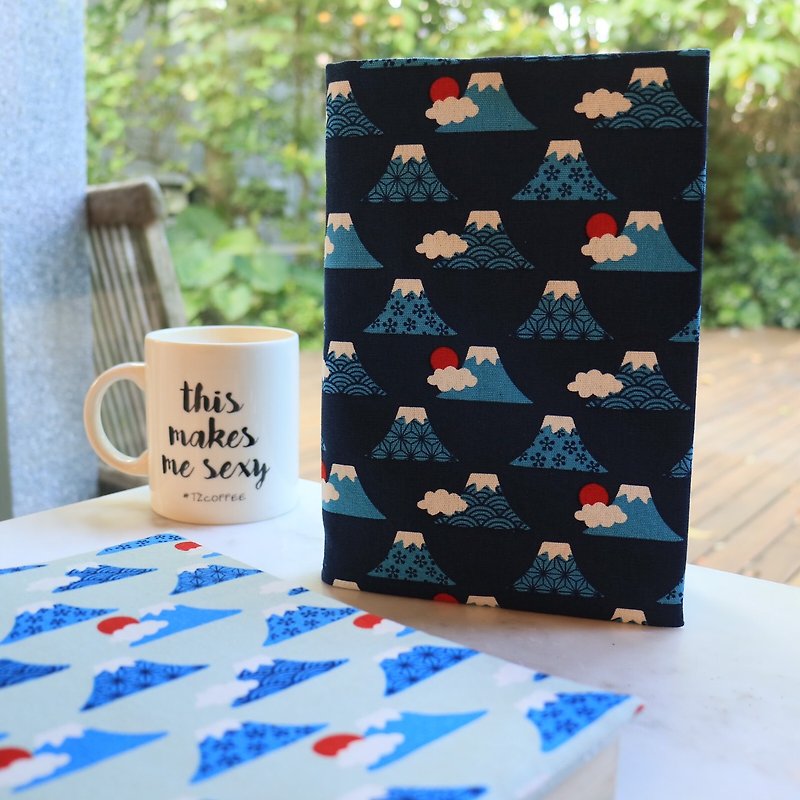 [Mount Fuji-Dark Blue] Book Cover Adjustable Cloth Book Cover Handmade Cloth Book Cover A5 A6 B6 20K 1 - Book Covers - Cotton & Hemp 
