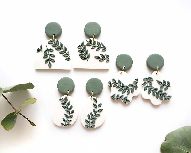 Tea and green soft clay earrings - Earrings & Clip-ons - Other Materials Multicolor