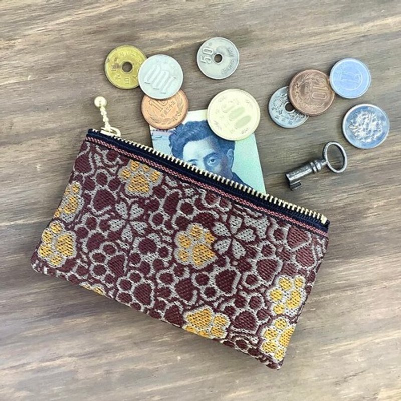 Tatami edge pouch with paw and cherry blossom pattern - Toiletry Bags & Pouches - Other Materials Brown