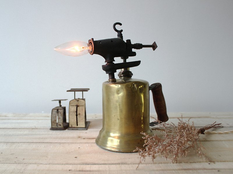 Retro kerosene spray gun lamp industrial wind atmosphere lamp lighting lamp commercial space old things antique - โคมไฟ - โลหะ 
