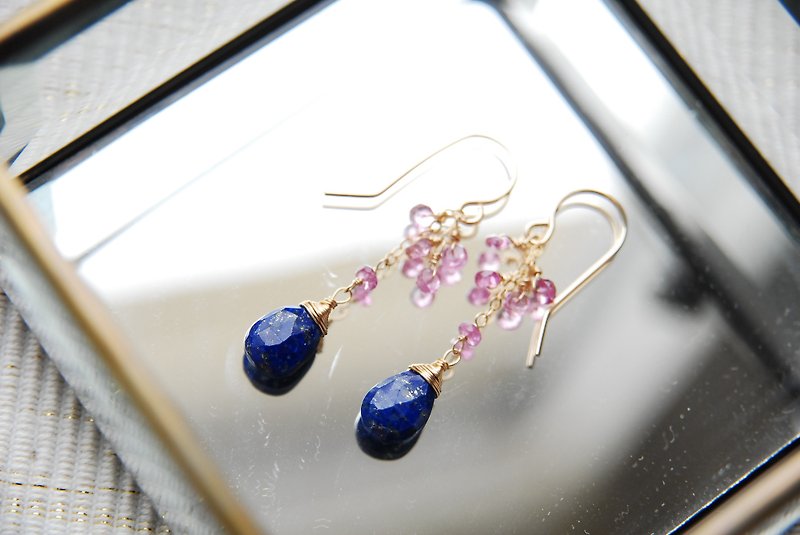 Lapis lazuli and pink tourmaline floral earrings 14kgf - Earrings & Clip-ons - Semi-Precious Stones Blue