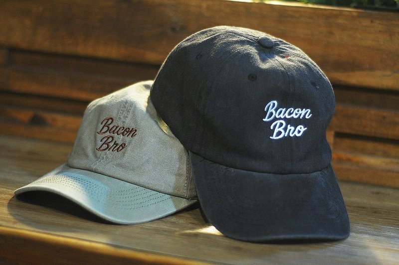 Bacon bro培根兄弟刺繡水洗老帽 - 帽子 - 棉．麻 