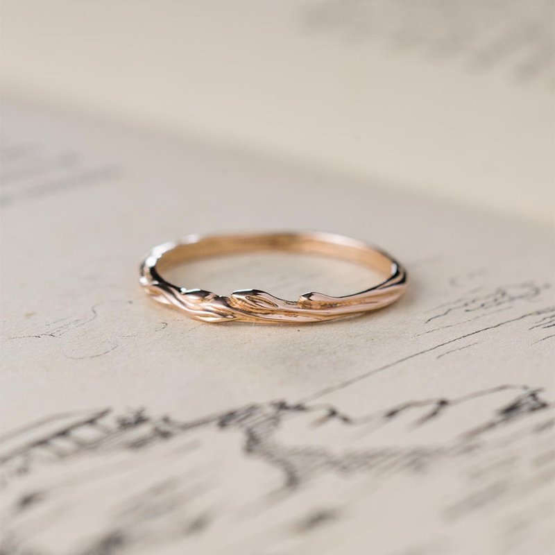 Gold leaf wedding band Juu | 14k rose gold wedding ring | unique nature ring - แหวนทั่วไป - โรสโกลด์ สีทอง