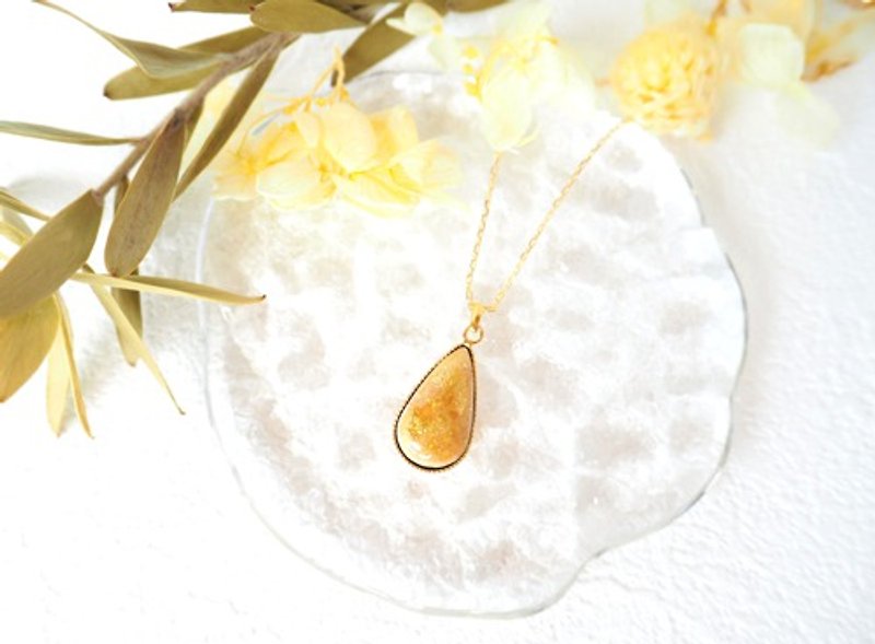 Cloisonne ware sunflower drop necklace - สร้อยคอ - แก้ว 