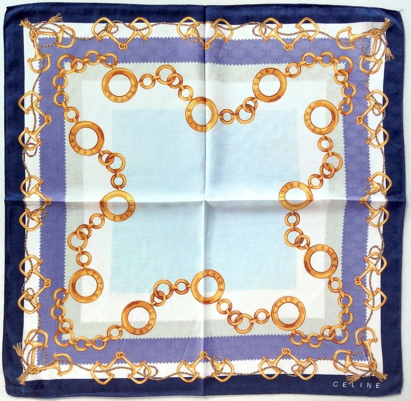 Celine Paris Vintage Scarf Jewelry Gold Chain 23 x 22.5 inches - 絲巾 - 棉．麻 藍色