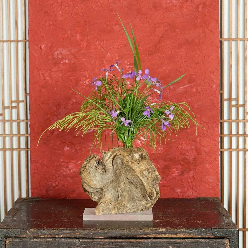 お気に入りの季節の花を飾って気持ちの良い空間を作ってみませんか　流木の花器、木の花瓶、花器、小さな花瓶、９４ - 花瓶/花器 - 木頭 咖啡色