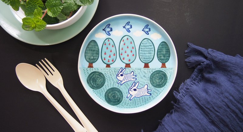 Rabbit run together (L) l ceramics l May&Clay Ceramics Studio - 碟子/醬料碟/醬油碟 - 陶 