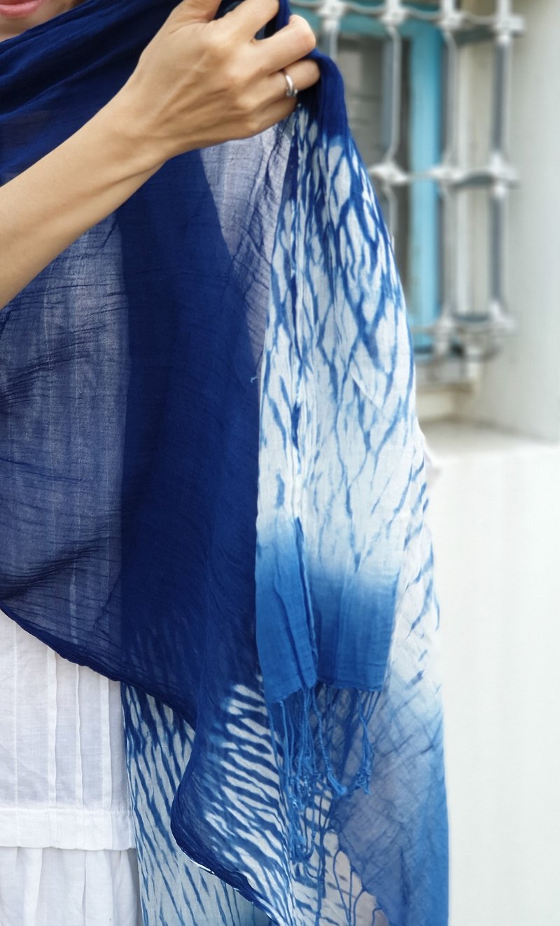 Summer sea water system modal fringed long towel soft and comfortable praises - ผ้าพันคอ - ผ้าฝ้าย/ผ้าลินิน สีน้ำเงิน