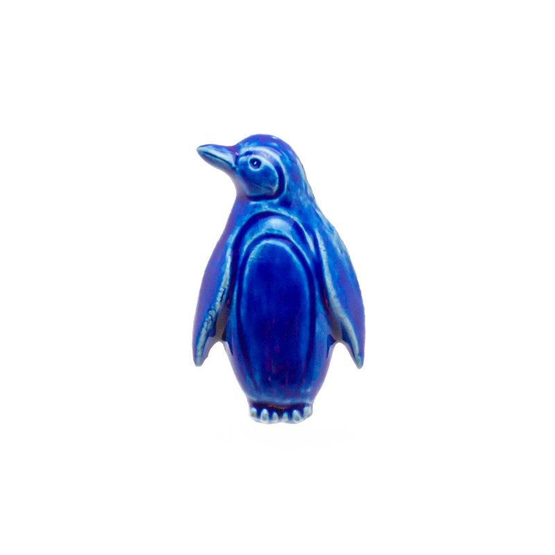 陶器ブローチ　(立)ペンギン(コバルト) - 胸針/心口針 - 陶 藍色