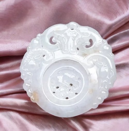 瓔珞珠寶盒 E.L.Jewelry Box 冰種飄花翡翠三羊開泰項鍊 | 天然緬甸玉A貨翡翠 | 送禮