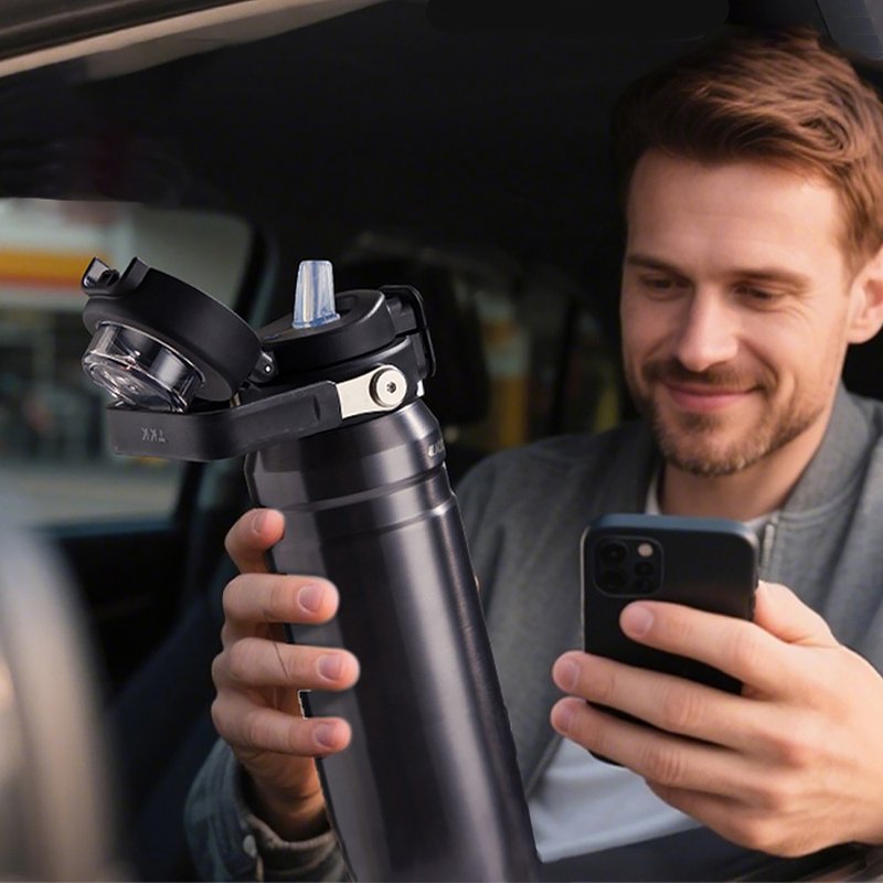 【TKK】ハンユシリーズ 316ステンレス 直飲み+ストロー 保温スポーツボトル 800ML - タングステンカラー - 水筒・タンブラー・ピッチャー - ステンレススチール ブラック