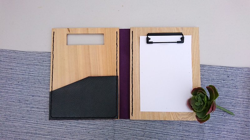 木製のフォルダ// noble purple - クリアファイル - 木製 多色