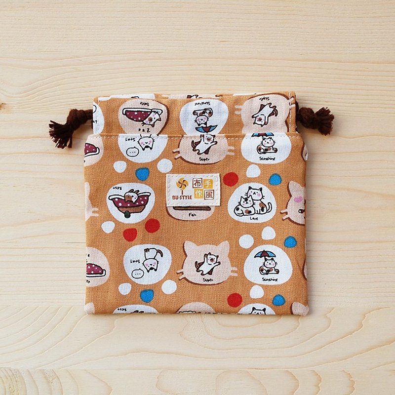 悠閒貓咪束口袋(小) - 化妝袋/收納袋 - 棉．麻 橘色