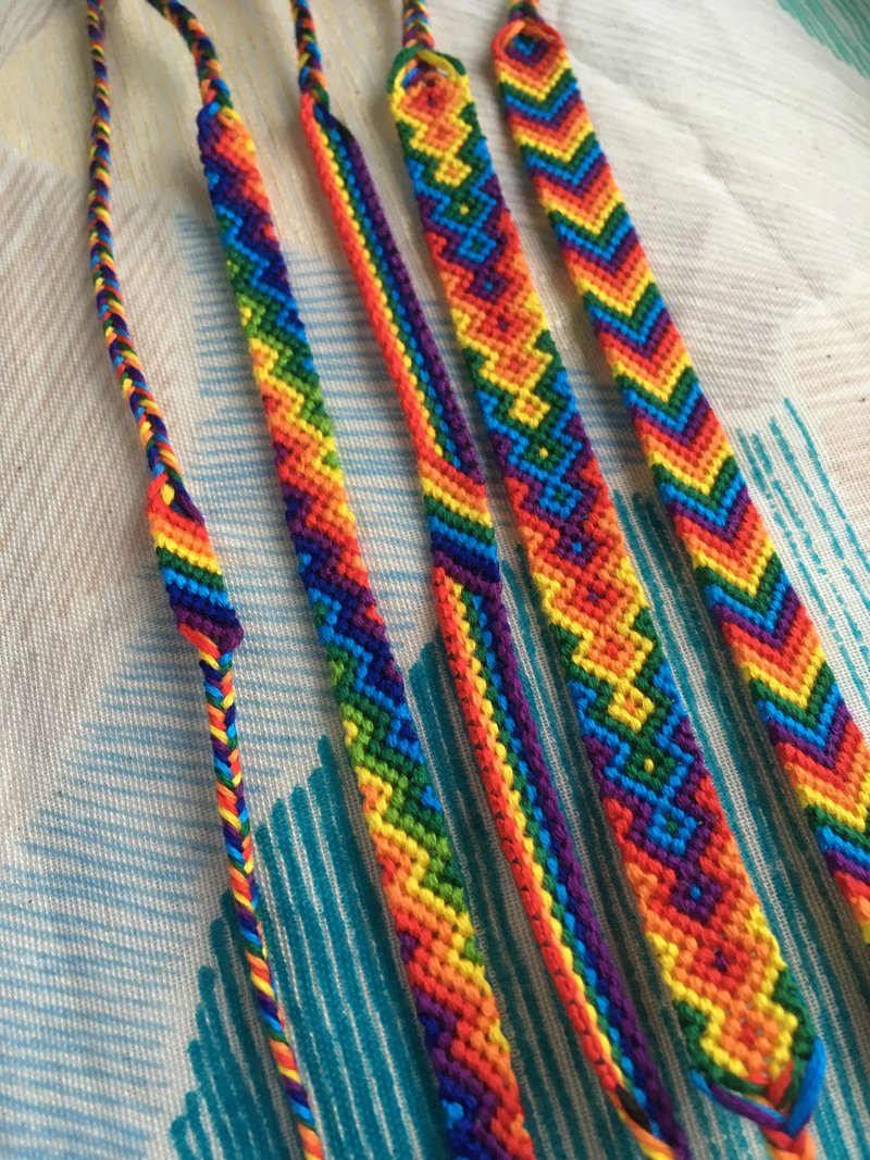 編織手環_愛最大系列 - 手鍊/手環 - 繡線 多色