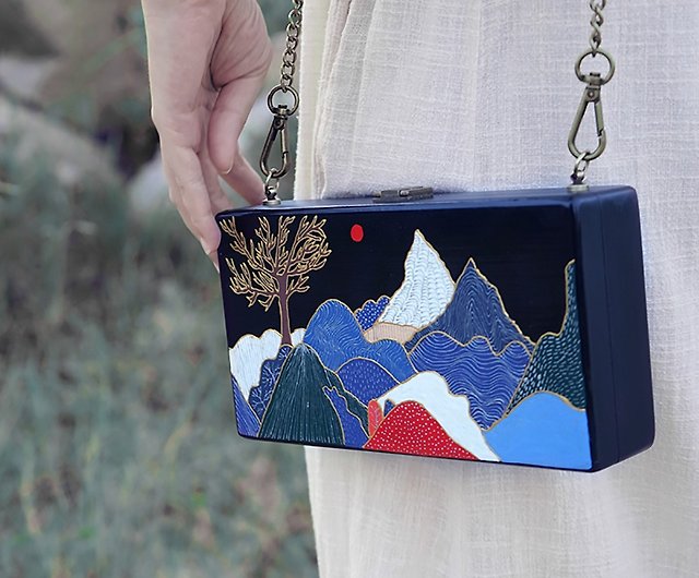 Vatican FANJI custom-made and wind Japanese bag hand-painted mountain  wooden Bag - Shop fanji Messenger Bags & Sling Bags - Pinkoi