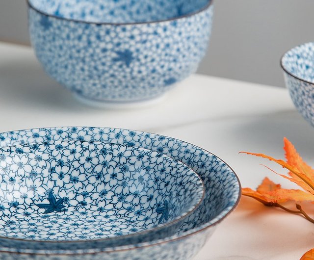 Japanese porcelain - Cherry pattern ramen bowl