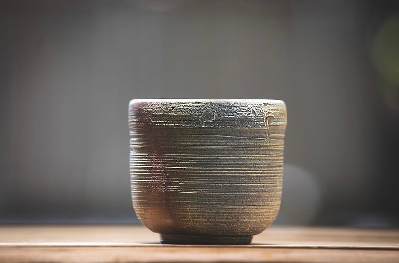 Ocean Current FlowStudio | Firewood Handmade Pottery Cup | Ring Pattern Firewood Pottery Cup - ถ้วย - ดินเผา 