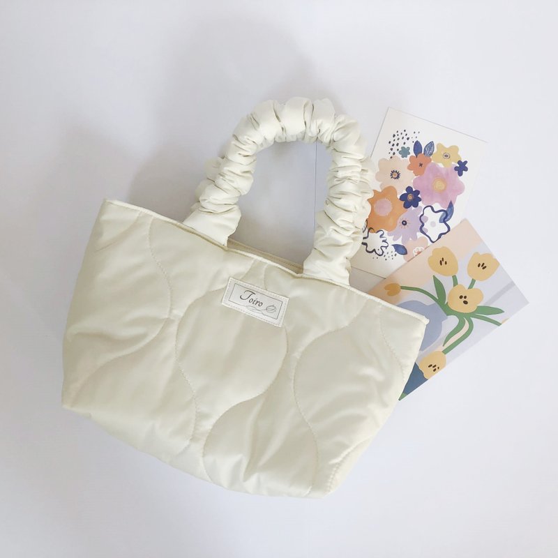 A compact handmade bag made of quilted material with cute frilled handles. Casual and cute, cozy, with pockets, magnetic snaps, quilted mini bag - Handbags & Totes - Other Man-Made Fibers White