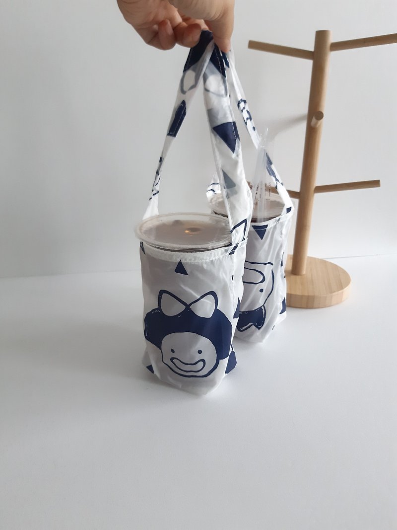 Valentine drink bag _ smile 2 with environmentally friendly waterproof beverage bag _2 cup can be 1 cup _ environmentally friendly small things - Beverage Holders & Bags - Waterproof Material White