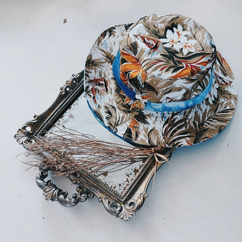 PALINI 'Tropical Mystery' Reversible Bucket Hat - Hats & Caps - Other Materials 