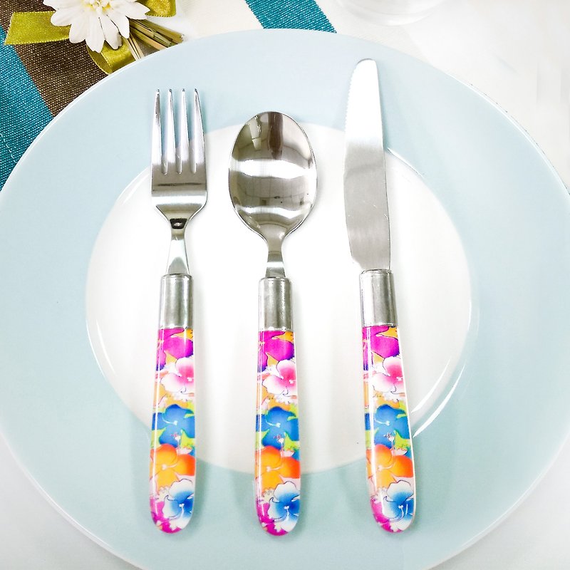 First chopsticks in Taiwan. Summer flower tea three-piece tableware group. 2 colors in total - Cutlery & Flatware - Other Metals Multicolor