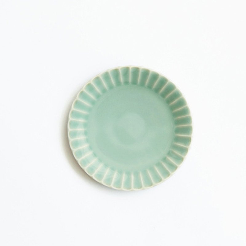 [王地山烧] Small dish - SHINOGI round - Plates & Trays - Pottery Multicolor