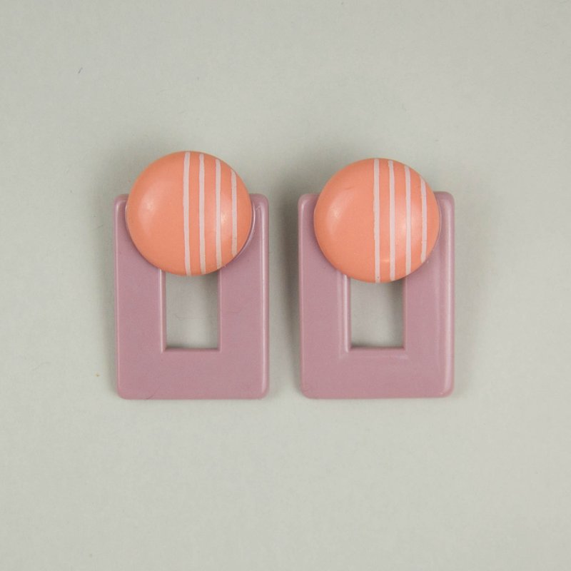 摩登條紋灰粉方形耳環 - 耳環/耳夾 - 壓克力 粉紅色