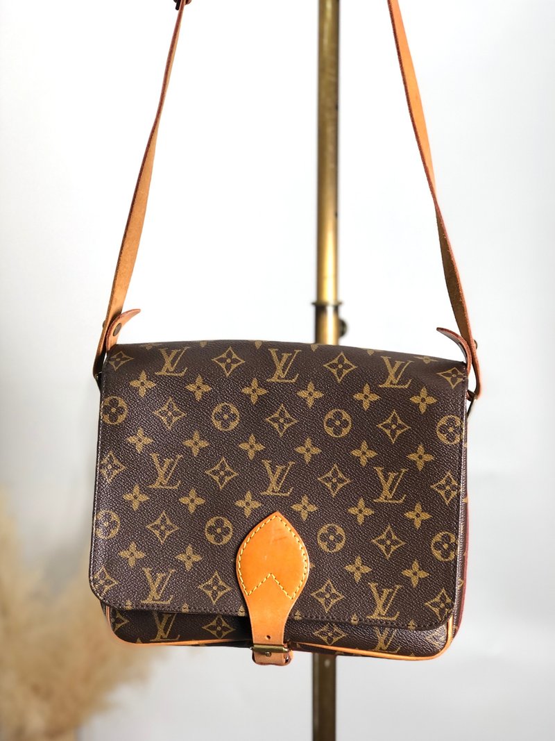 【 日本直送　名牌中古包 】LOUIS VUITTON モノグラム ショルダーバッグ ブラウン PVCレザー M51252 カルトシエール bvju5u - 側背包/斜背包 - 防水材質 咖啡色