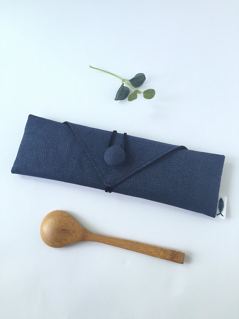 / Utensils scattered // carry bag / stationery bag / Brush Pack - Toiletry Bags & Pouches - Cotton & Hemp Blue