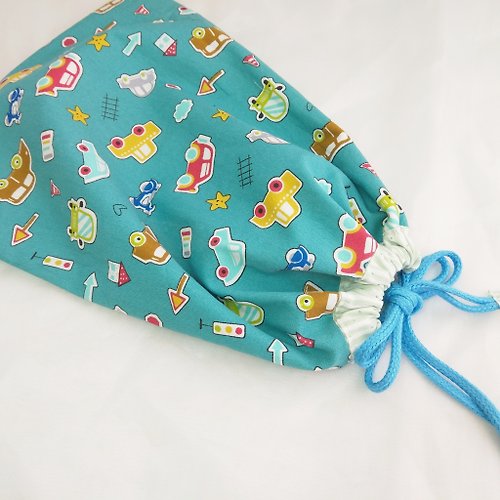 QQ rabbit 手工嬰幼兒精品 彌月禮盒 免費繡名字。車車樂園。束口袋 尿布袋 衣物袋