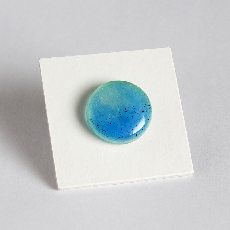 Gentle Drift / resin earring / single / COLOR CHIPS - Earrings & Clip-ons - Resin Blue