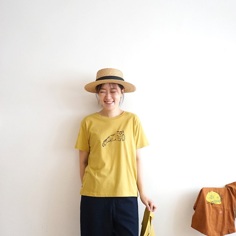 タンタンの少年、ファン、ウェーブマスタード明るい黄色の夏の手描きの半袖コットントップ - Tシャツ - コットン・麻 イエロー