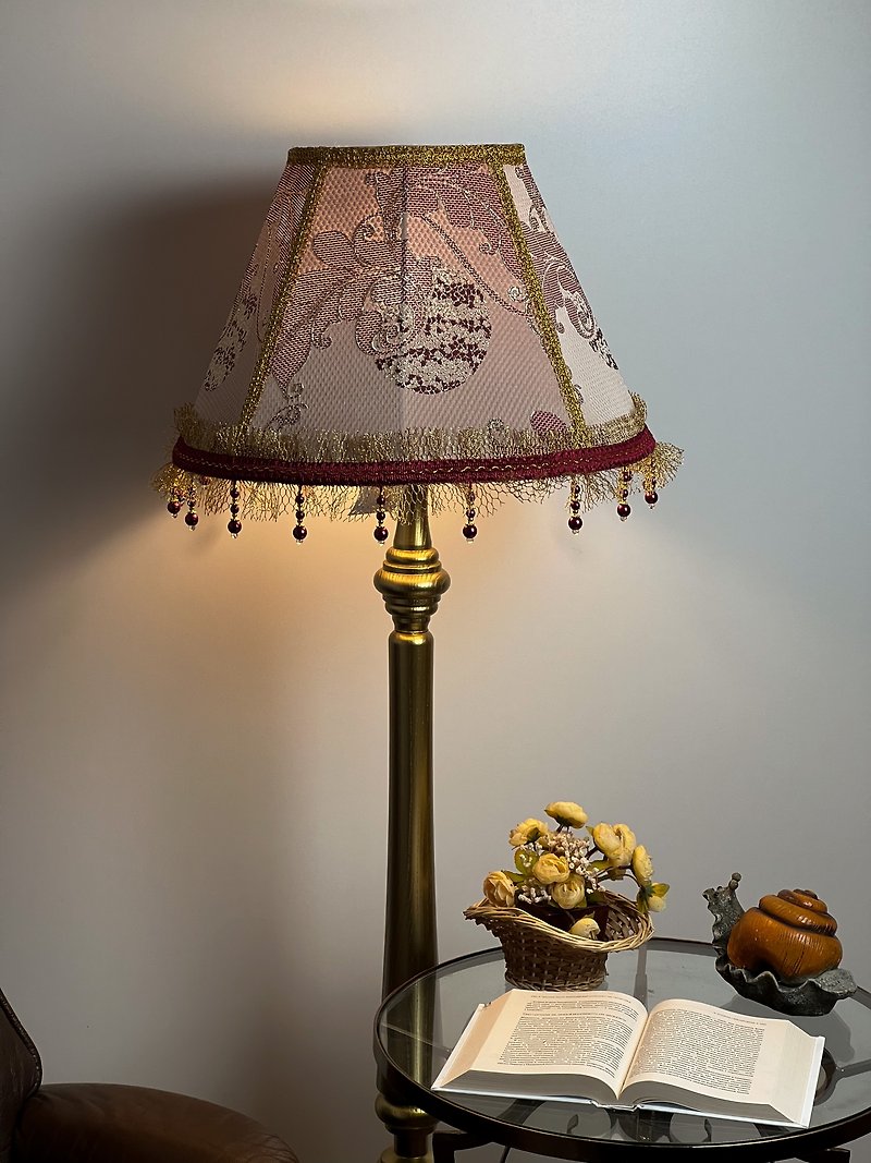 Victorian lampshade golden-burgundy brocade and fringe - 燈具/燈飾 - 其他材質 紅色