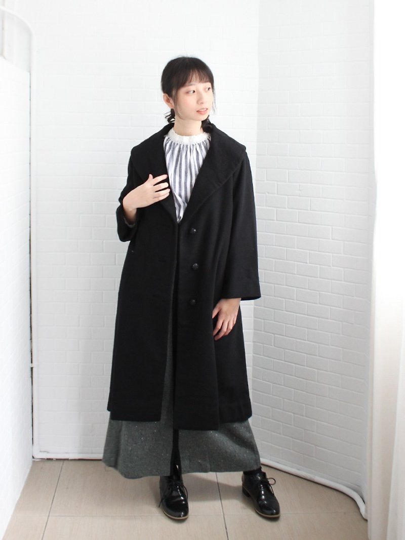 Retro winter style elegant lapel wool black vintage wooly coat - Women's Casual & Functional Jackets - Wool Black