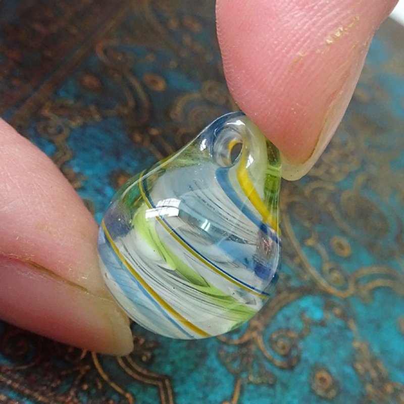 外部回転ガラスのネックレス（一つだけ） - ネックレス - ガラス 多色