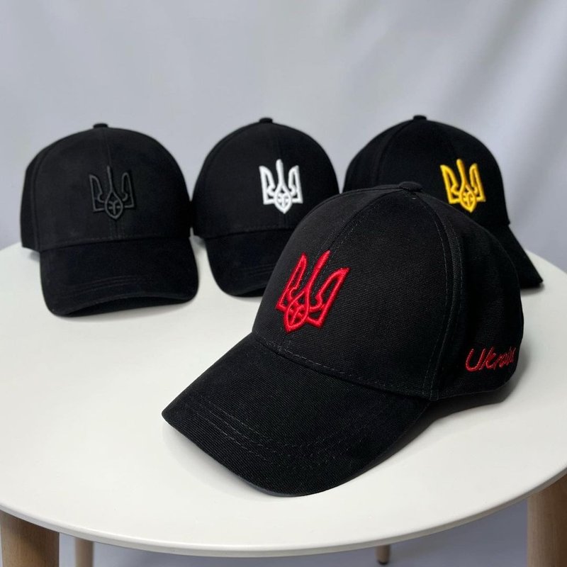 Stylish Ukraine Hat with Embroidered Trident | Ukrainian Design - หมวก - ผ้าฝ้าย/ผ้าลินิน สีดำ