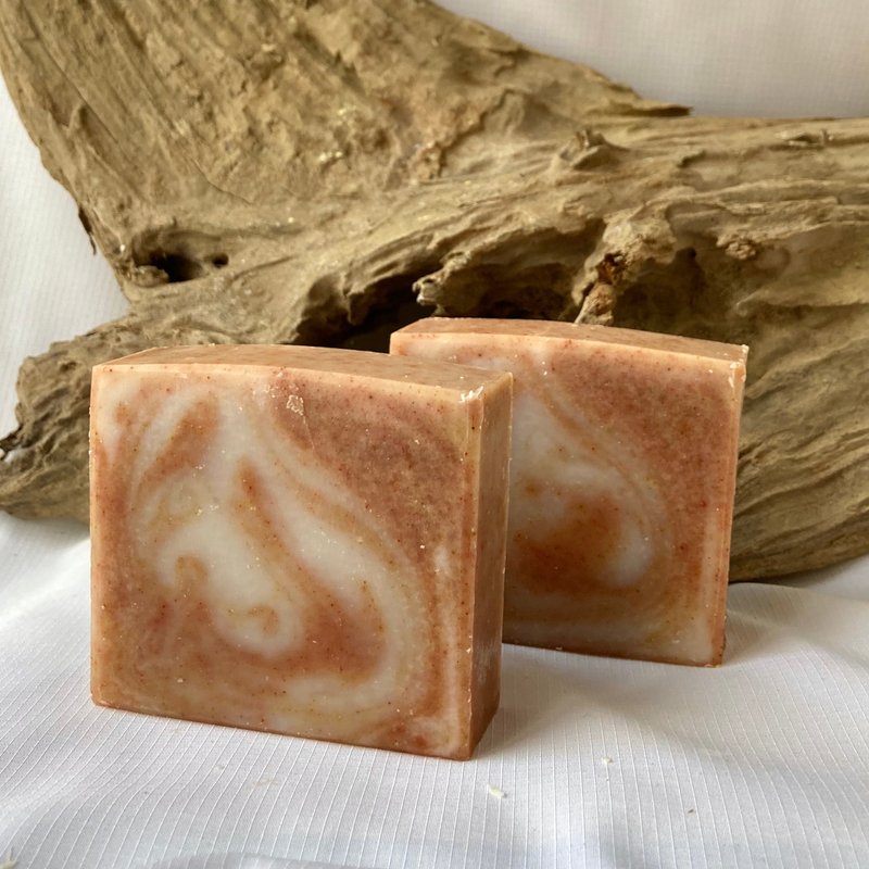 Madder Root Pure Herbal  Hand Poured Soap Natural Essential Oil Handmade Soap - ผลิตภัณฑ์ล้างมือ - วัสดุอื่นๆ 