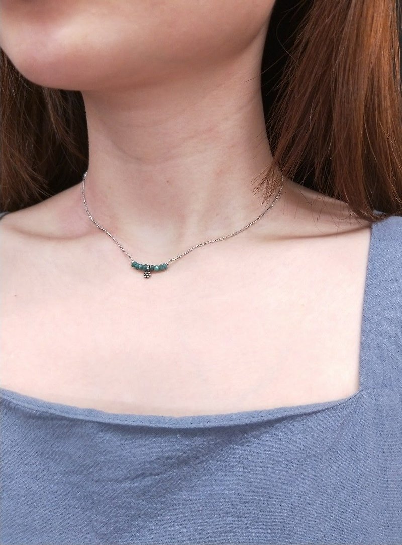 necklace. Emerald sterling silver pendant stainless steel chain necklace - สร้อยคอ - เครื่องเพชรพลอย สีเขียว