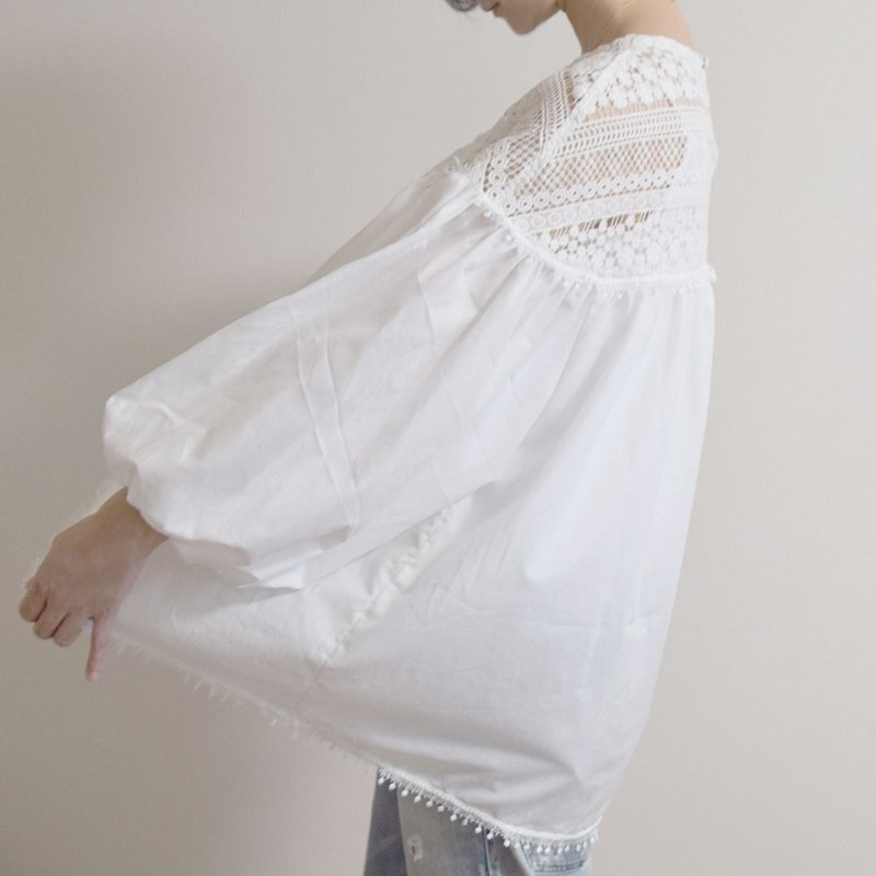 Cotton lace-trimmed tunic blouse, off-white, made to order - Women's Shirts - Cotton & Hemp White